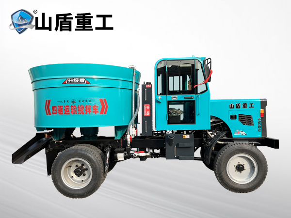 4500型四驅(qū)攪拌運輸車