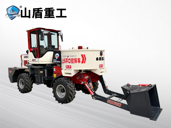 自上料攪拌車的設計特點和創新之處